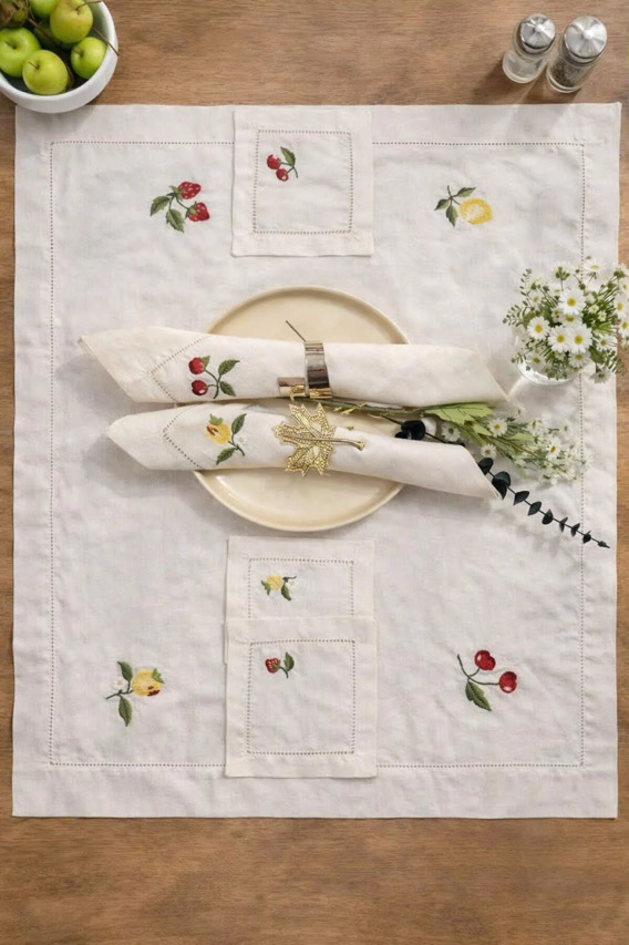 Khăn trải bàn thêu rau củ quả _ bộ sưu tập xuân hè