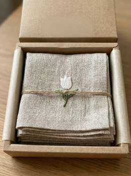 Set 06 khăn ăn vải lanh màu tự nhiên thêu hoa tulip sử dụng bàn ăn gia đình